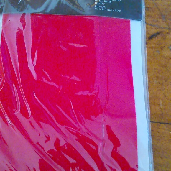 Leg Avenue Red Opaque Thigh High Hose - Picture 3 of 3